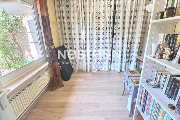 Maison plain-pied rénovée de 140 m²  - Vénissieux Plateau - Maison Venissieux #TRAMWAY T4#ECOLE#SECTEUR RESIDENTIEL
