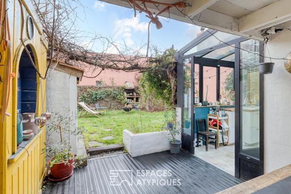 Maison de charme avec jardin et atelier