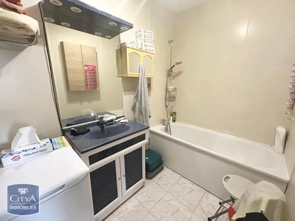 Appartement à louer 3 pièces 64.28m² La Sentinelle (59174)