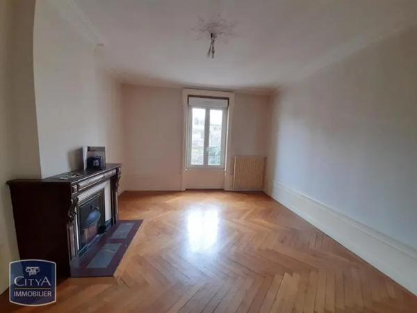 Appartement à louer 4 pièces 120.81m² Saint-Chamond (42400)
