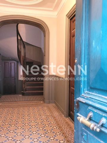 Appartement à vendre à VANNES en RDC à rénover T2 ou grand studio quartier Saint Patern