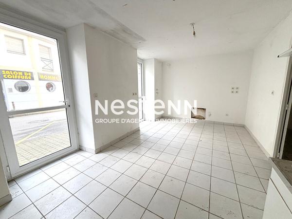 Appartement à vendre à VANNES en RDC à rénover T2 ou grand studio quartier Saint Patern