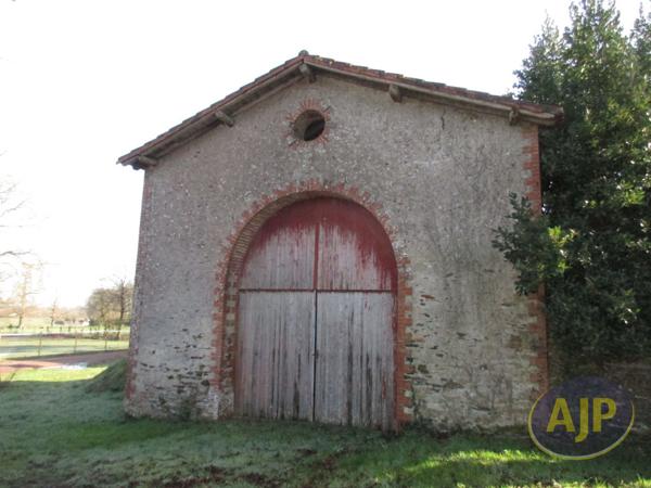 Biens de prestige à vendre Beaupreau En Mauges : 424 400 € - AJP Immobilier Saint-Macaire-en-Mauges