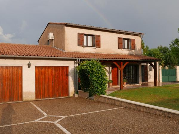 Saint-Astier (24110) A découvrir absolument!