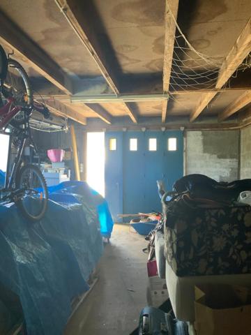 500m de la plage et du jolie port de lomener