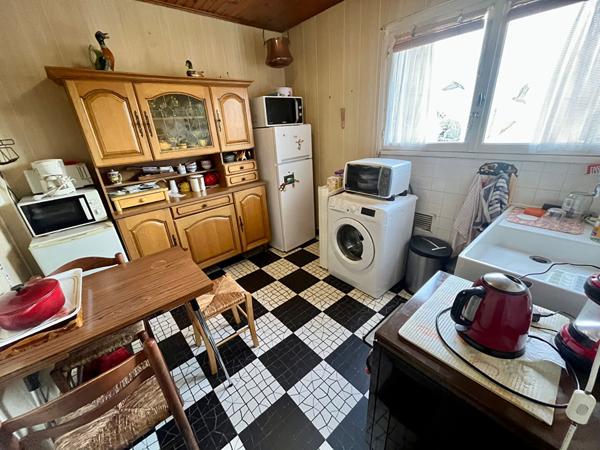 MAISON DE VILLE AVEC JARDIN A VILLEPREUX