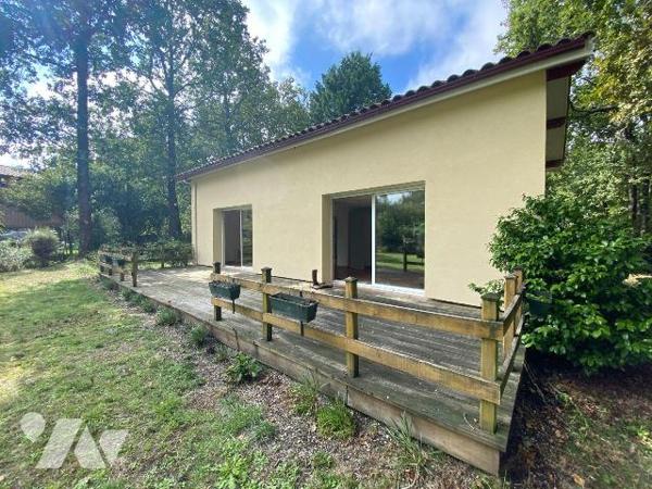 A VENDRE, Gironde, HOURTIN, dans un secteur calme à environ 5 kms du centre bourg, sur un terra...
