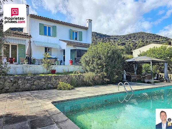 Villa 5 PIECES 4 CHAMBRES 134 M2 GRANDE PISCINE AVEC TERRASSES