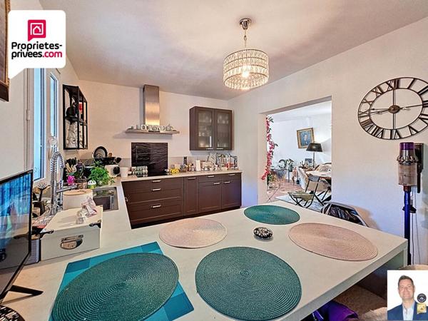 Villa 5 PIECES 4 CHAMBRES 134 M2 GRANDE PISCINE AVEC TERRASSES