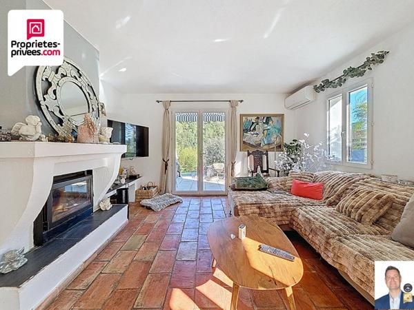 Villa 5 PIECES 4 CHAMBRES 134 M2 GRANDE PISCINE AVEC TERRASSES