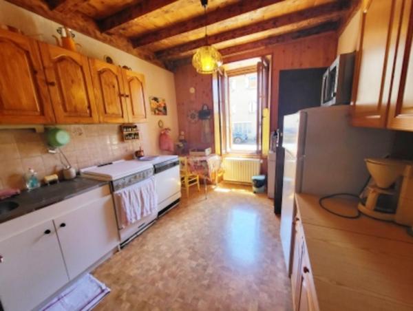 Immeuble Landos  - 5 appartements - 205.01 m²