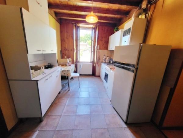 Immeuble Landos  - 5 appartements - 205.01 m²