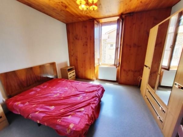 Immeuble Landos  - 5 appartements - 205.01 m²