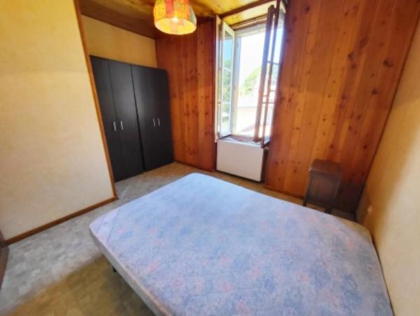 Immeuble Landos  - 5 appartements - 205.01 m²