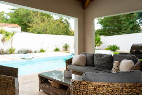 Propriété contemporaine d'exception - Elégance et raffinement