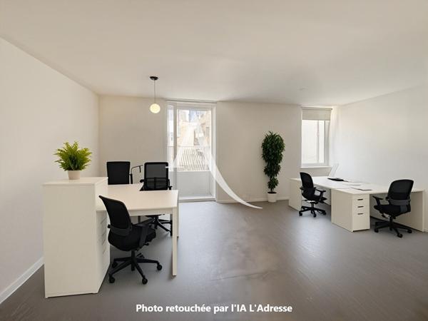 CANNES CENTRE - PROCHE RUE D'ANTIBES - STUDIO TRANSFORMABLE 2 PIÈCES - INVESTISSEMENT LOCATIF