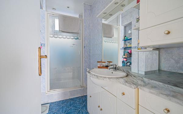 Appartement à vendre    4 pièces • 84 m2 Clichy