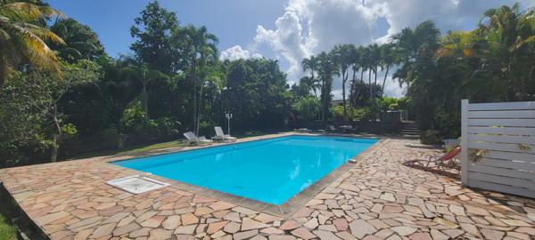 Petit-Bourg (97170) Opportunité Ensemble Immobiler