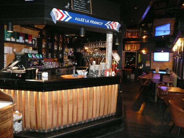 COGNAC Centre A Vendre Fonds de commerce BAR-BRASSERIE