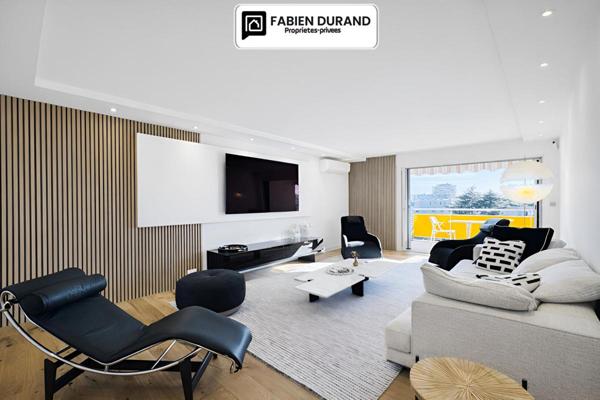 Appartement Unique à Frejus  Plage 3 pièce(s) 70 m2 avec Garage Cave Parking
