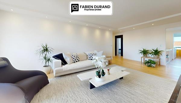 Appartement Unique à Frejus  Plage 3 pièce(s) 70 m2 avec Garage Cave Parking