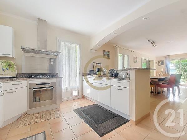 Maison à vendre  6 pièces - 206,38 m2 LES ARCS - 83