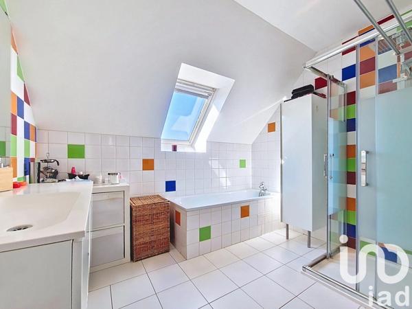 Maison 5 pièces de 112 m² à Elbeuf (76500)