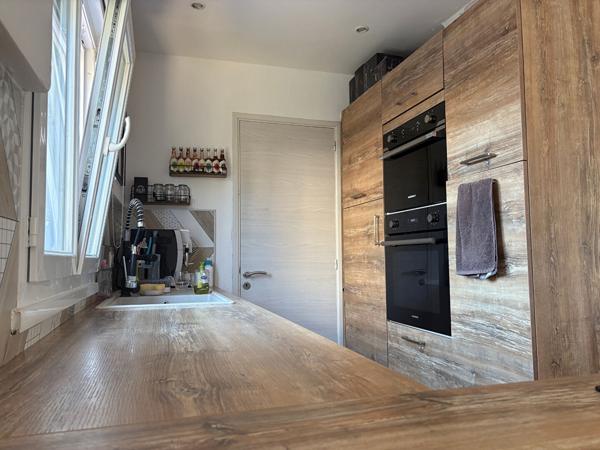 VILLEPREUX - HAIE BERGERIE - MAISON RENOVEE - 80m²