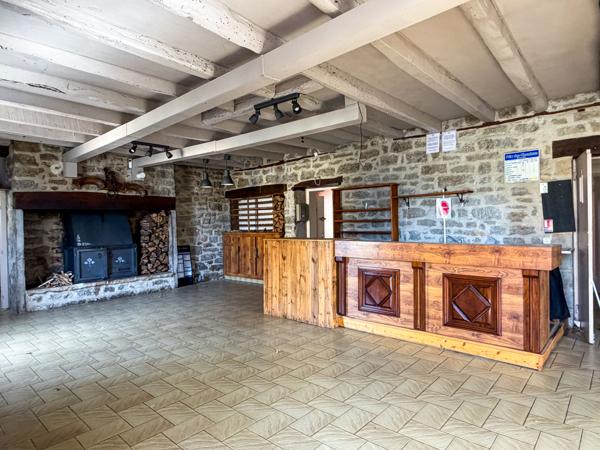 Commerce à vendre à Lavergne (46500) - Lot