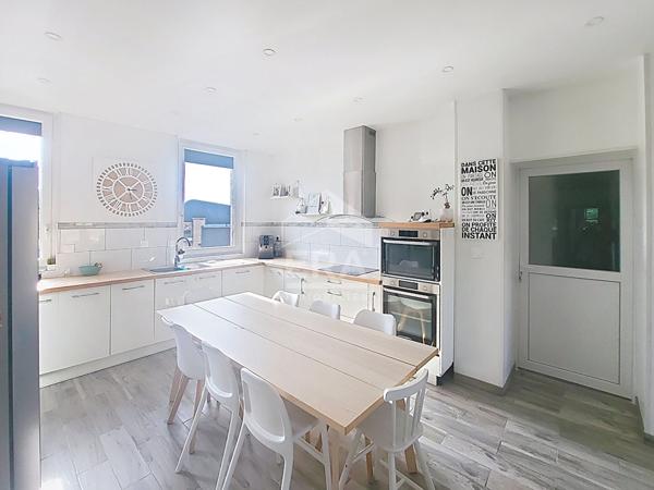 Maison Avion 8 pièce(s) 154 m2