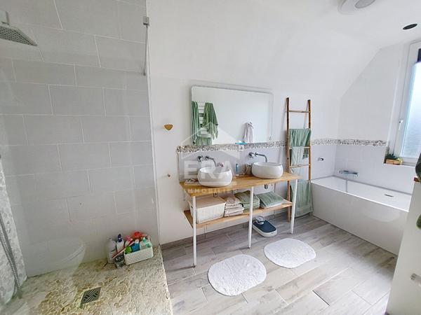 Maison Avion 8 pièce(s) 154 m2