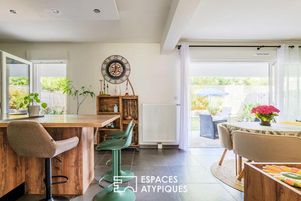 Appartement contemporain avec jardin et garage