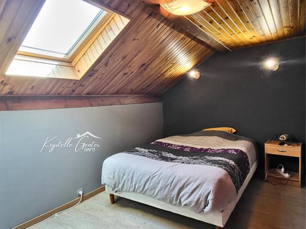 DOLE CHOISEY maison familiale avec terrain arboré