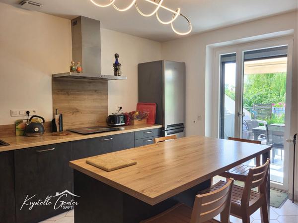 DOLE CHOISEY maison familiale avec terrain arboré