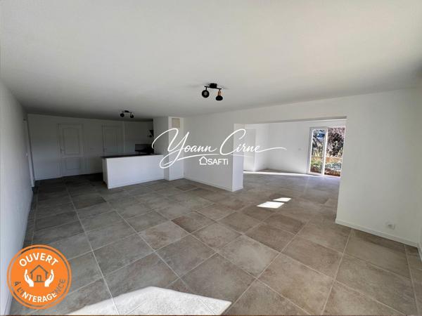 Appartement type 4 120 m2 entièrement rénové avec jardin et parking