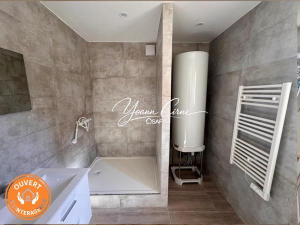 Appartement type 4 120 m2 entièrement rénové avec jardin et parking