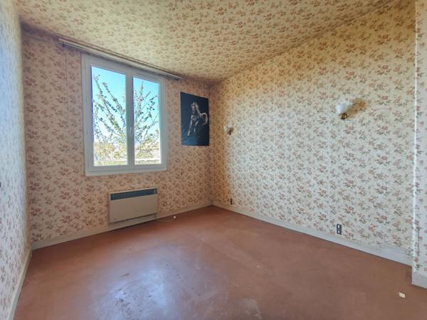 Maison Varennes Vauzelles 3 chabres, garage, écoles, commerces, bus