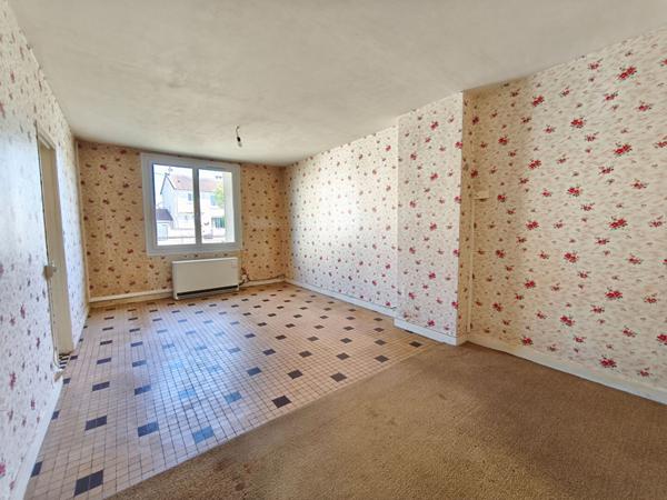 Maison Varennes Vauzelles 3 chabres, garage, écoles, commerces, bus