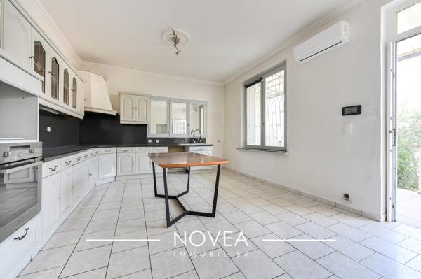 Maison individuelle avec jardin et terrasse – Au calme d'une impasse à Villeurbanne