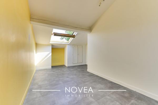 Maison individuelle avec jardin et terrasse – Au calme d'une impasse à Villeurbanne