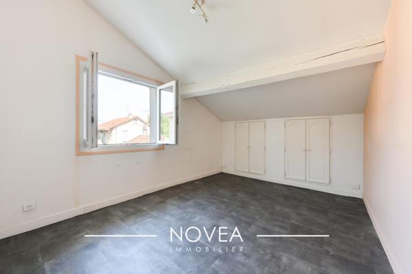 Maison individuelle avec jardin et terrasse – Au calme d'une impasse à Villeurbanne