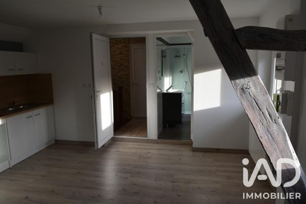 Location studio 28 m² Fouilleuse