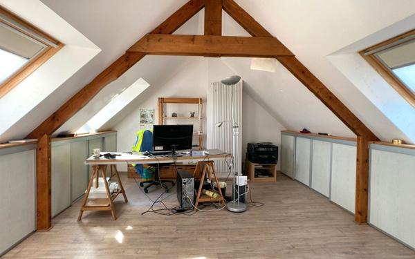 Maison à vendre    6 pièces •  Cléden-Cap-Sizun