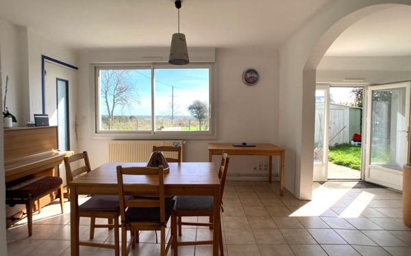 Maison à vendre    6 pièces •  Cléden-Cap-Sizun