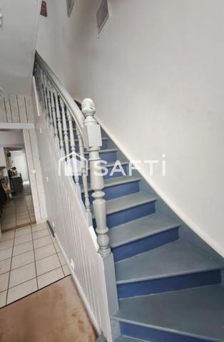 ?MAISON DE VILLE ENTIÈREMENT RÉNOVÉE – SECTEUR MARLY – 4 PIÈCES – JARDIN