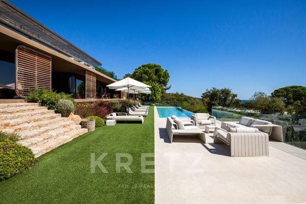 Architecture contemporaine, vue mer et art de vivre