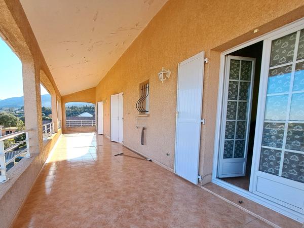 Maison 7 pièces - 180 m²