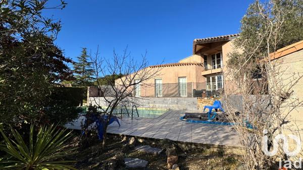 Maison d’architecte 7 pièces de 268 m² à Lézignan-Corbières (11200)