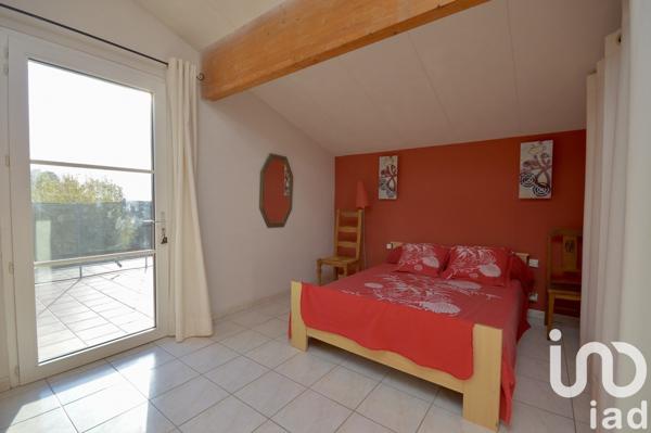 Maison d’architecte 7 pièces de 268 m² à Lézignan-Corbières (11200)