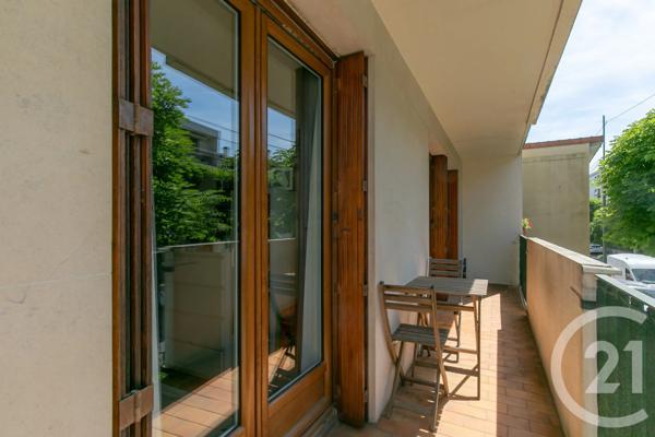 Appartement F3 à vendre  3 pièces - 71,02 m 2   ST MAUR DES FOSSES  - 94